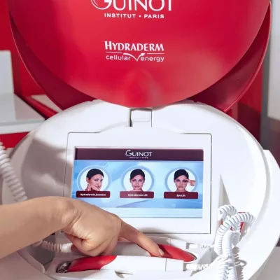 Apparecchiature viso